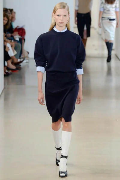 Look 8